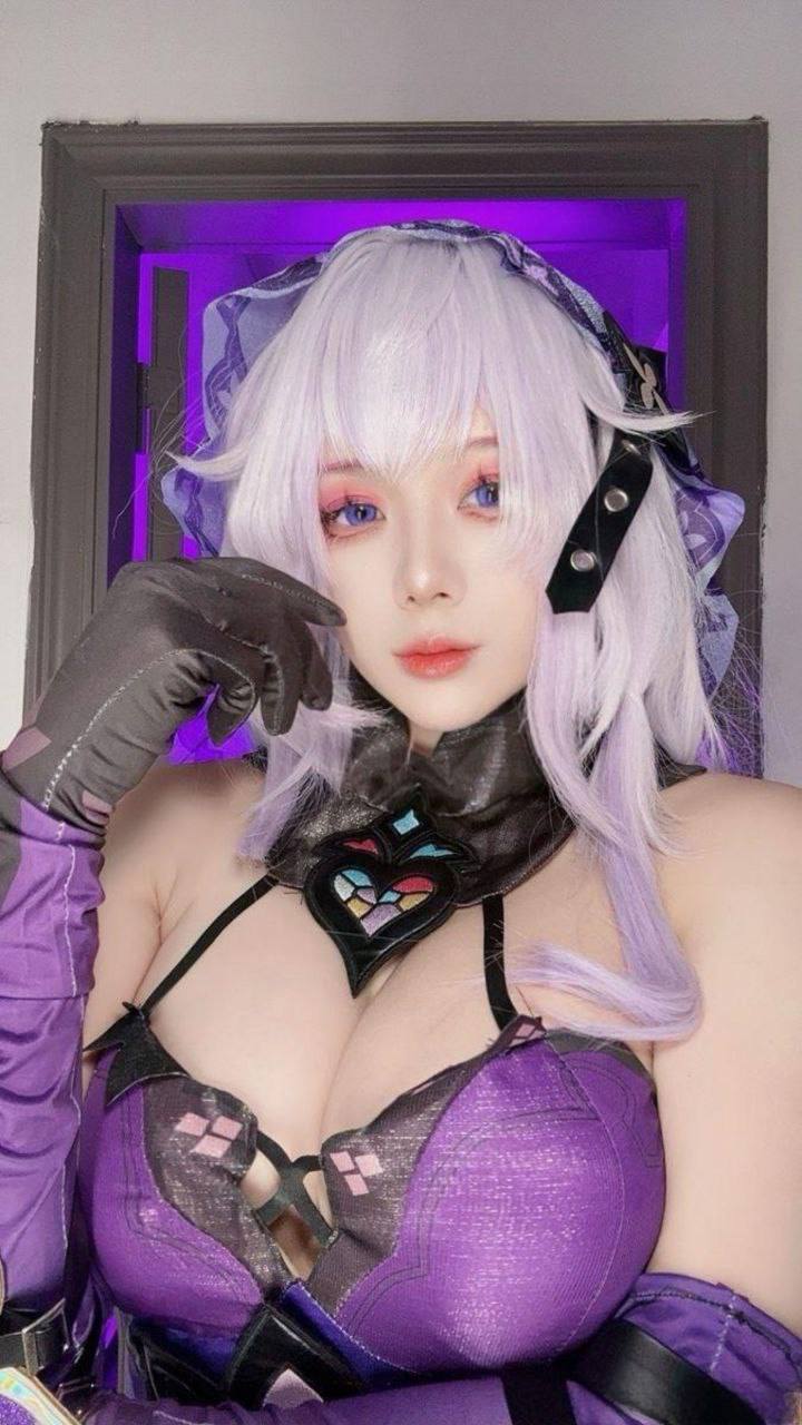 妈妈的诱惑1,メイリン モデルコレクション メ,观看免费无删减完整版